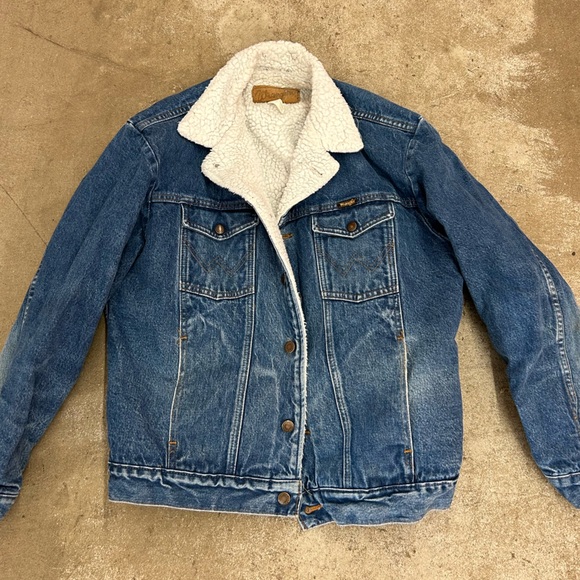 Vintage 80svWrangler Classic Blue Denim Jacket with Sherpa Lining